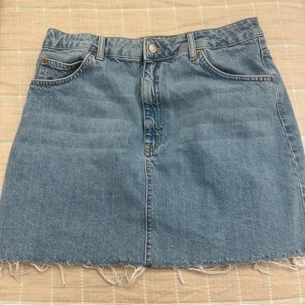 Topshop denim Skirt.